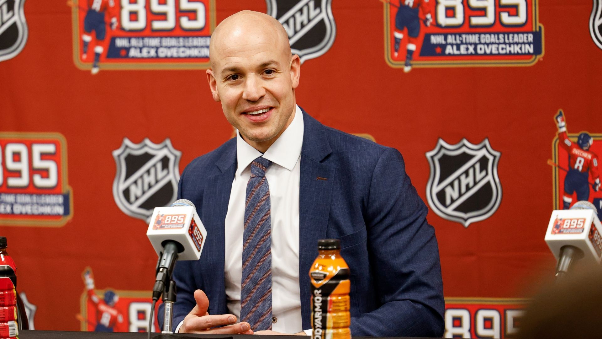 Capitals coach Spencer Carbery named finalist for Jack Adams Award
