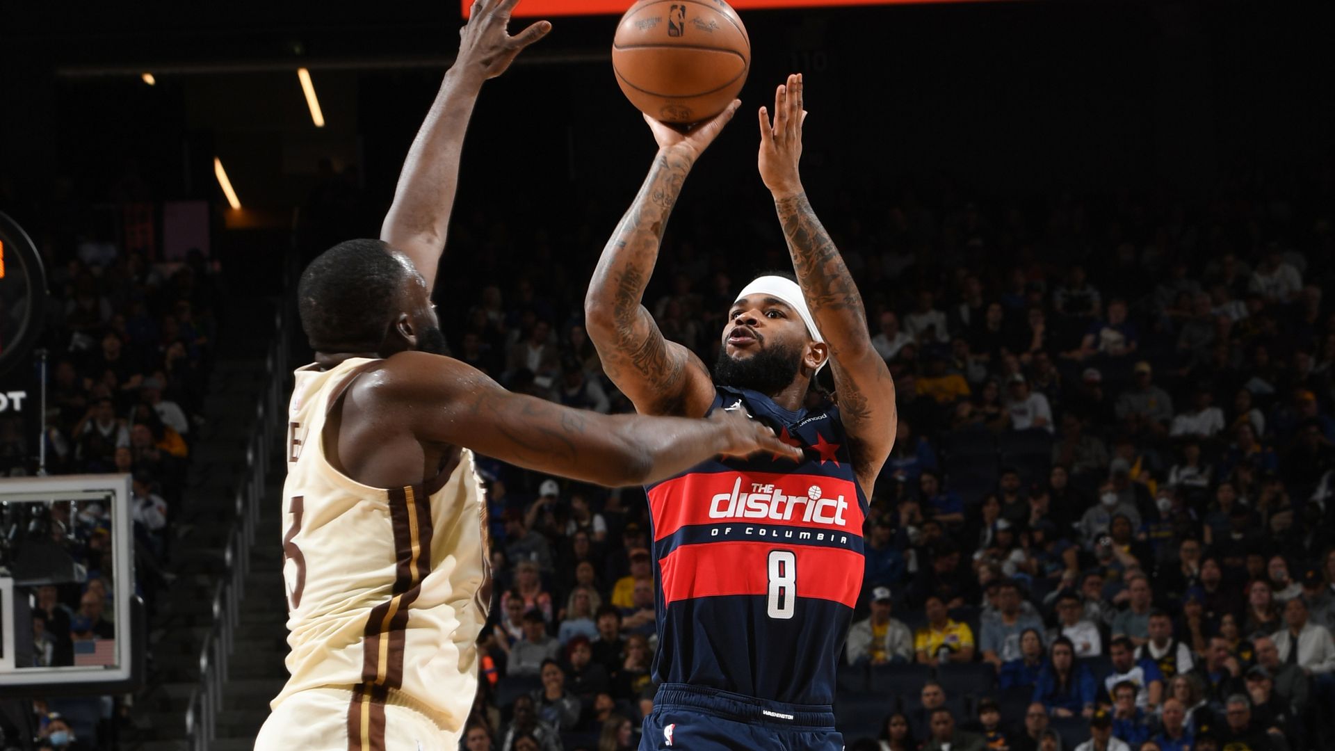 スポーツ選手 Hardy s Jaden Hardy lighting it up from three with Wizards